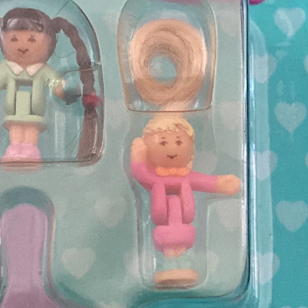 Vintage factory sealed Polly Pocket happening hair collection comb n’ curl salon